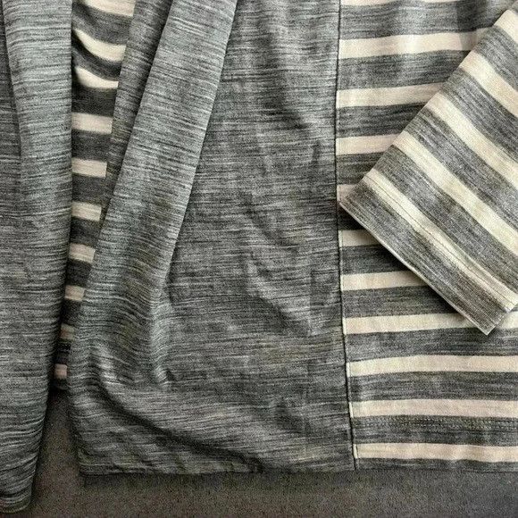 [XS] Icebreaker Women's  Villa Wrap Merino Wool cardigan - Picture 4 of 10